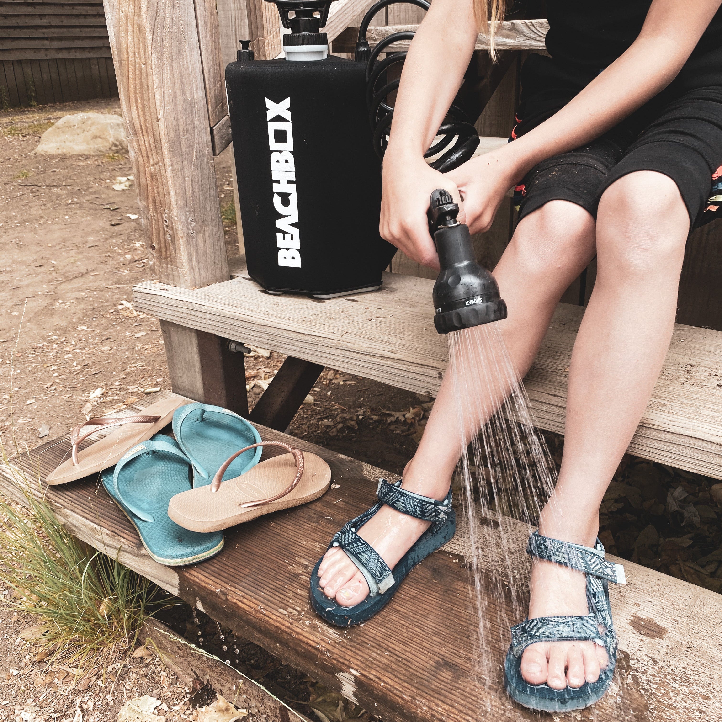 BeachBox Portable Camping Shower Tank - 'Elevation'