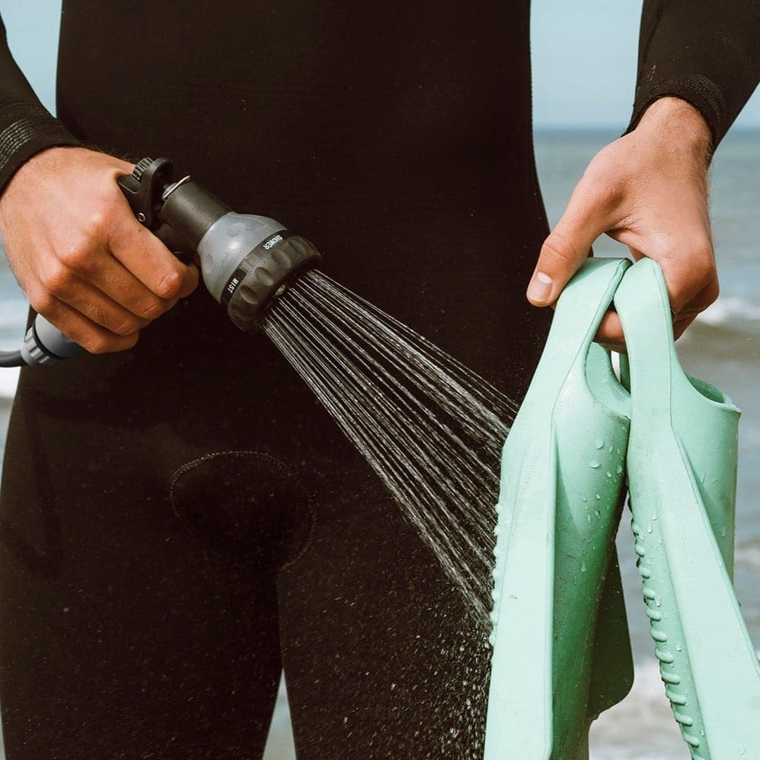 BeachBox Portable Camping Shower Tank - 'Play Dirty' / Black