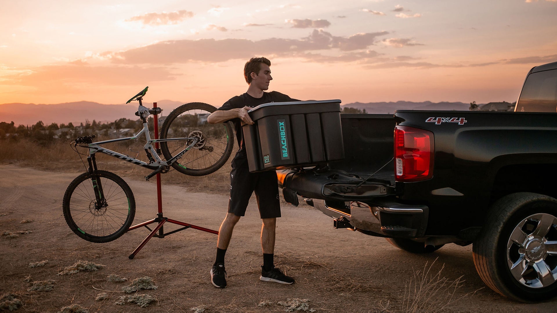 Ready to grab and go, the portable shower tank designed for outdoor adventures. The ultimate portable shower and storage box for mountain bikers and hikers and those who like to hit the trails. Storage for all your gear.